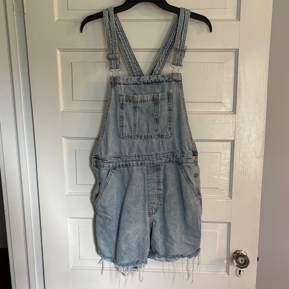Universal Thread Light Blue Denim Overalls - Picture 1 of 3